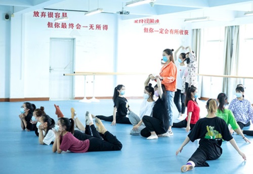 北京應用技術專修學院(橫店影視學院)招生簡章 北京應用技術專修學院(橫店影視學院)招生簡章